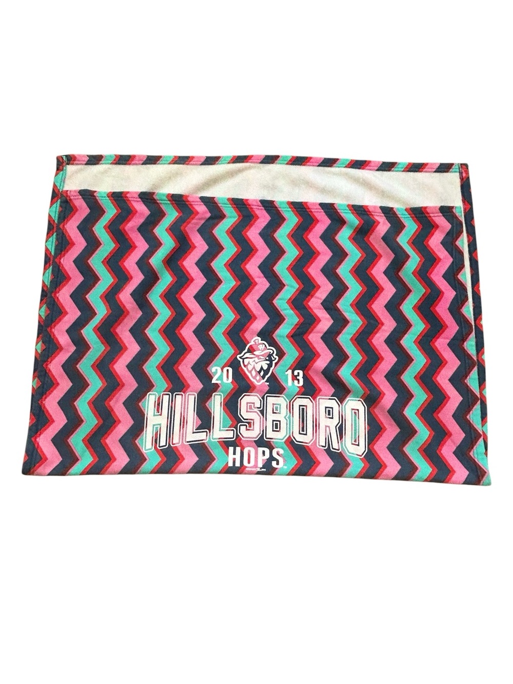 MV Sport Chevron Sweatshirt Stadium Blanket Hillsboro Hops 2013 39” X 57”
